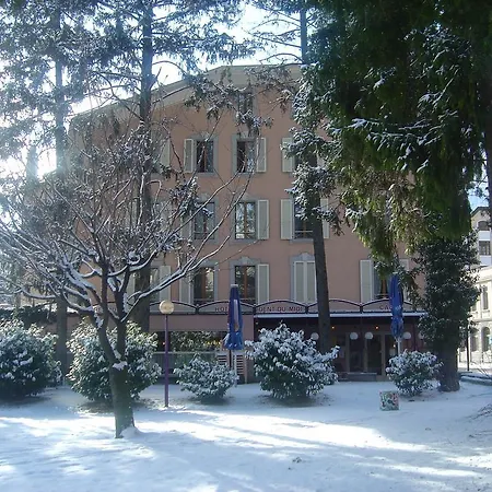 La Dent-du-midi & Restaurant 2*
