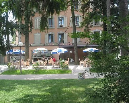 מלון La Dent-du-midi & Restaurant