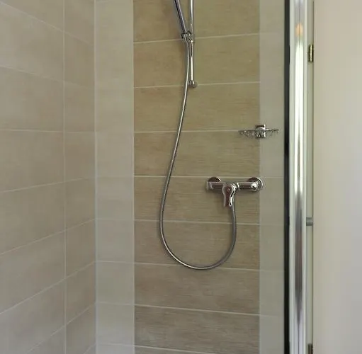 La Dent-du-midi & Restaurant Saint-Maurice