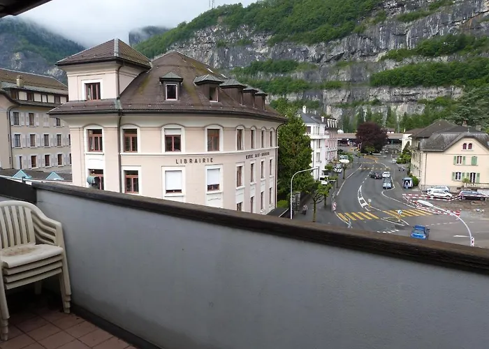 La Dent-du-midi & Restaurant 2*