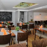 La Dent-du-midi & Restaurant Szálloda Saint-Maurice